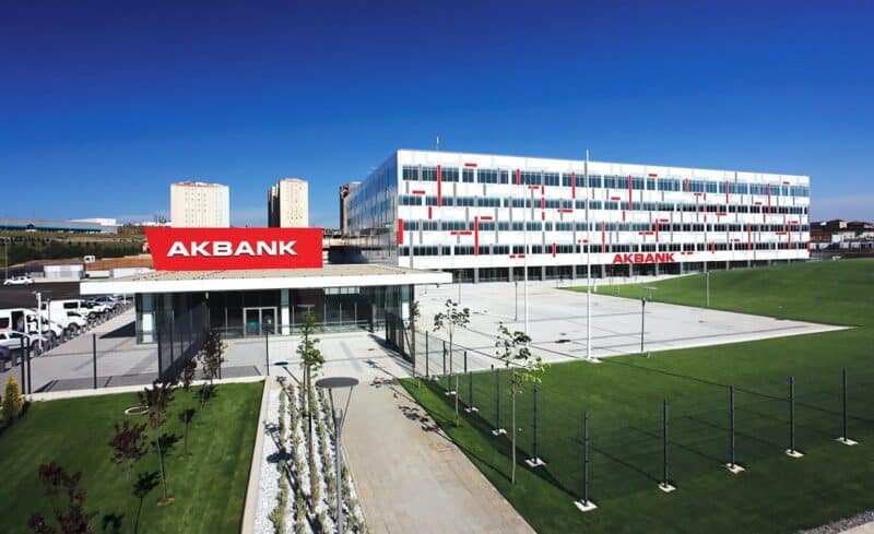 Akbank (AKBNK) Hedef Fiyat 2025 ve 2026 Beklentileri!
