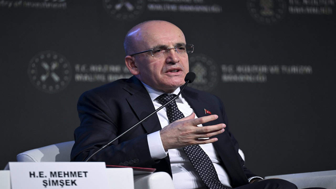 Bakan Şimşek İngiltere'de BofA Panelinde Türk Ekonomisi Hakkında Konuştu