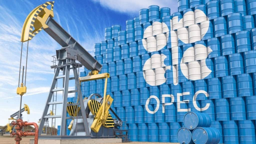 OPEC+, Petrol Üretimini Beklenti Üzerine Çıkarıyor